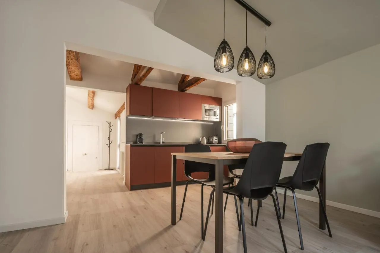 Sant'Aponal Cozy Apartment With Balcony R&R Venice