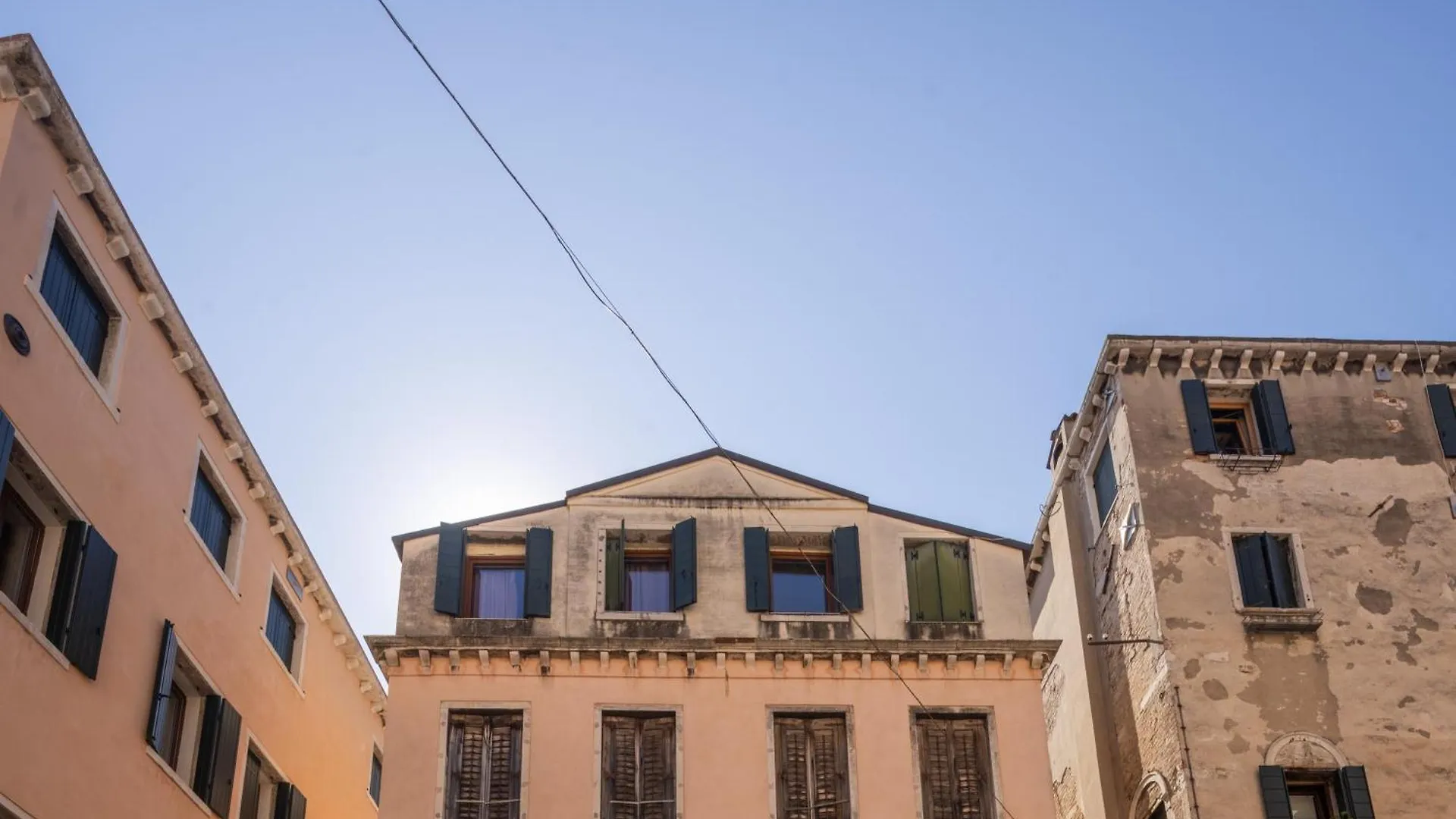 Sant'Aponal Cozy Apartment With Balcony R&R Venice 0*,  Italy